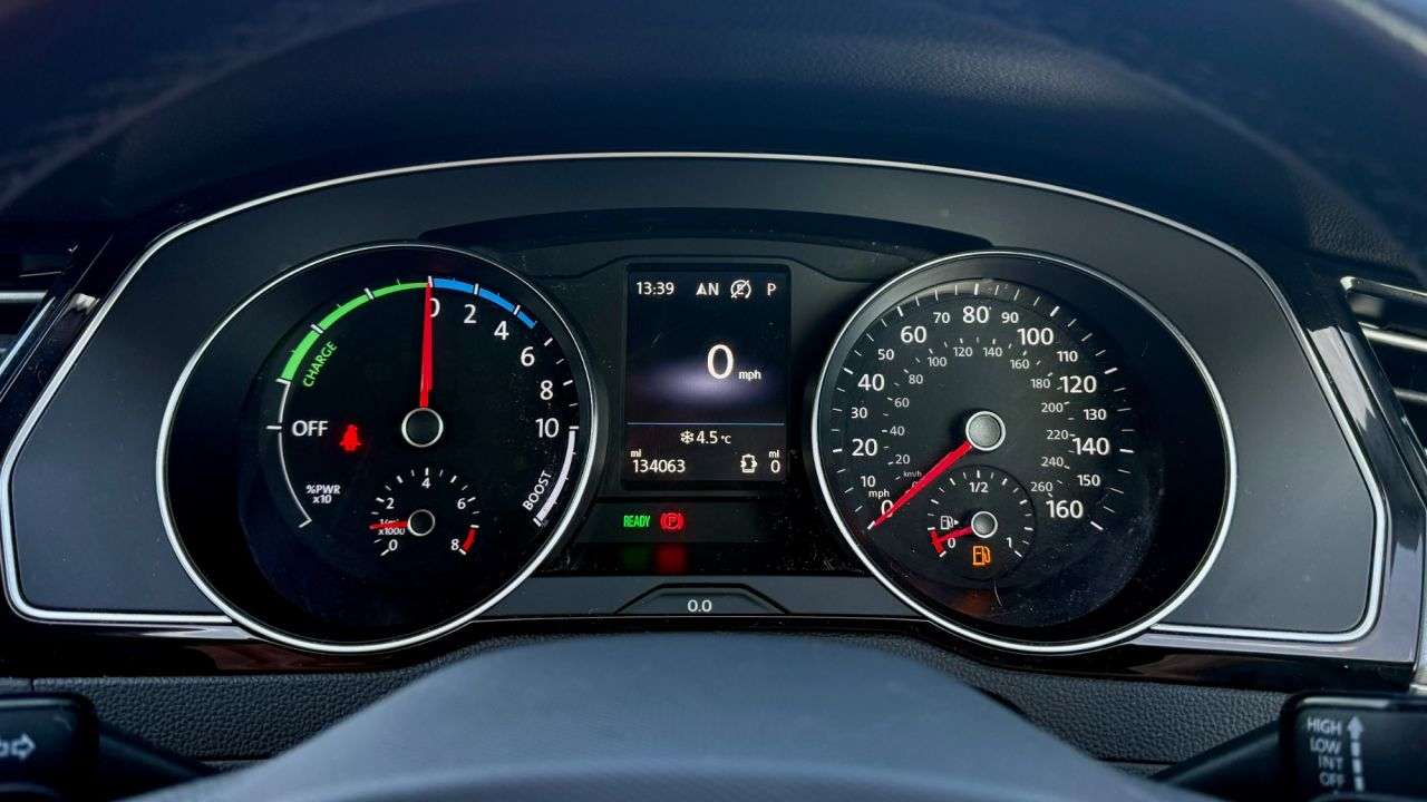 2021 VOLKSWAGEN PASSAT 2021 VOLKSWAGEN PASSAT