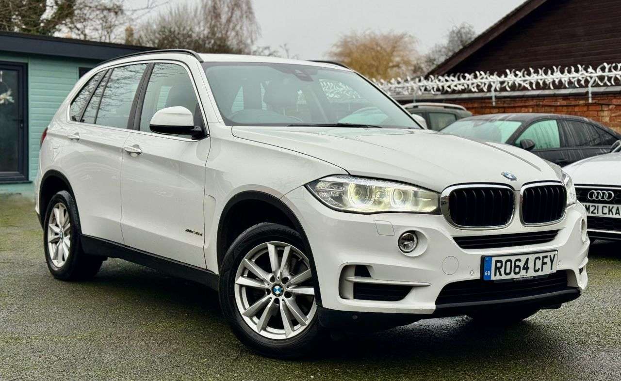 A 2014 BMW X5 3.0 30d SE SUV 5dr Diesel Auto xDrive Euro 6 (s/s) (258 ps) 7 SEATER A 2014 BMW X5 3.0 30d SE SUV 5dr Diesel Auto xDrive Euro 6 (s/s) (258 ps) 7 SEATER