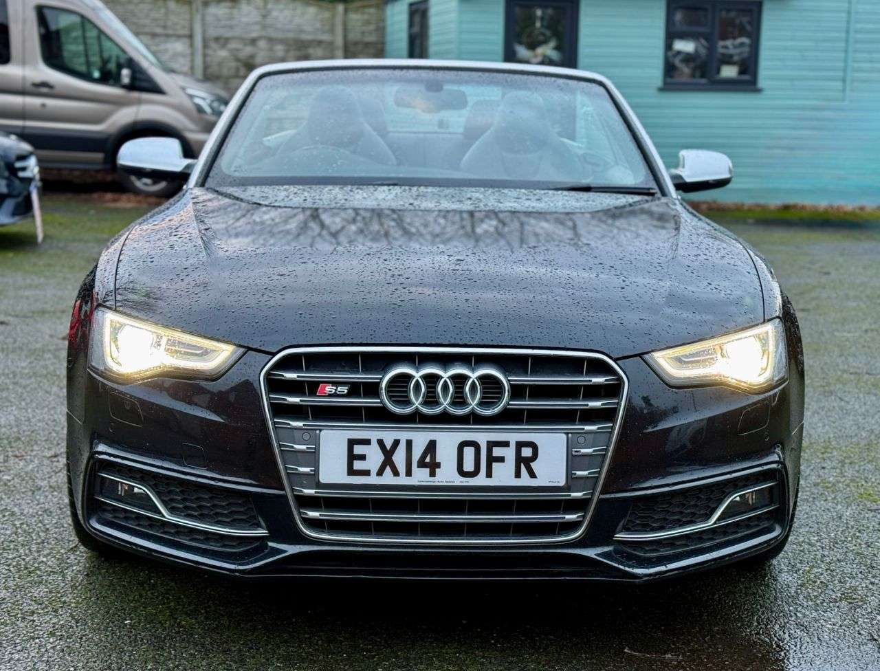 A 2014 AUDI S5 3.0 TFSI V6 Cabriolet 2dr Petrol S Tronic quattro Euro 5 (s/s) (333 ps) A 2014 AUDI S5 3.0 TFSI V6 Cabriolet 2dr Petrol S Tronic quattro Euro 5 (s/s) (333 ps)