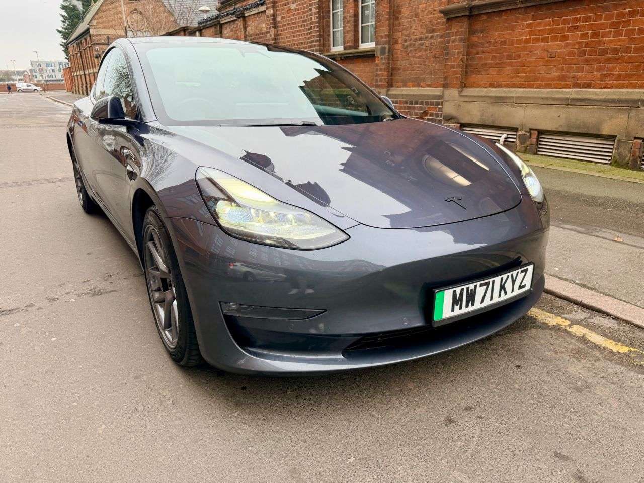 A 2021 TESLA MODEL 3 (Dual Motor) Long Range Saloon 4dr Electric Auto 4WDE (346 ps) A 2021 TESLA MODEL 3 (Dual Motor) Long Range Saloon 4dr Electric Auto 4WDE (346 ps)