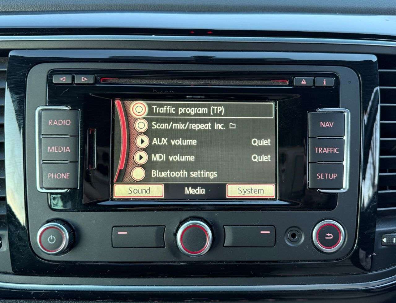 2013 VOLKSWAGEN BEETLE 2013 VOLKSWAGEN BEETLE