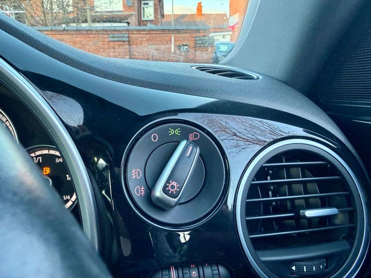 2013 VOLKSWAGEN BEETLE 2013 VOLKSWAGEN BEETLE