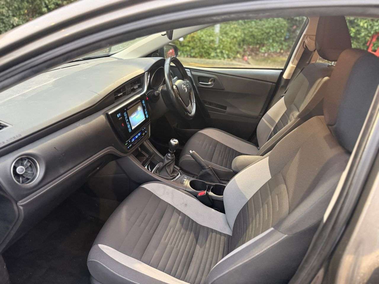 2017 TOYOTA AURIS 2017 TOYOTA AURIS