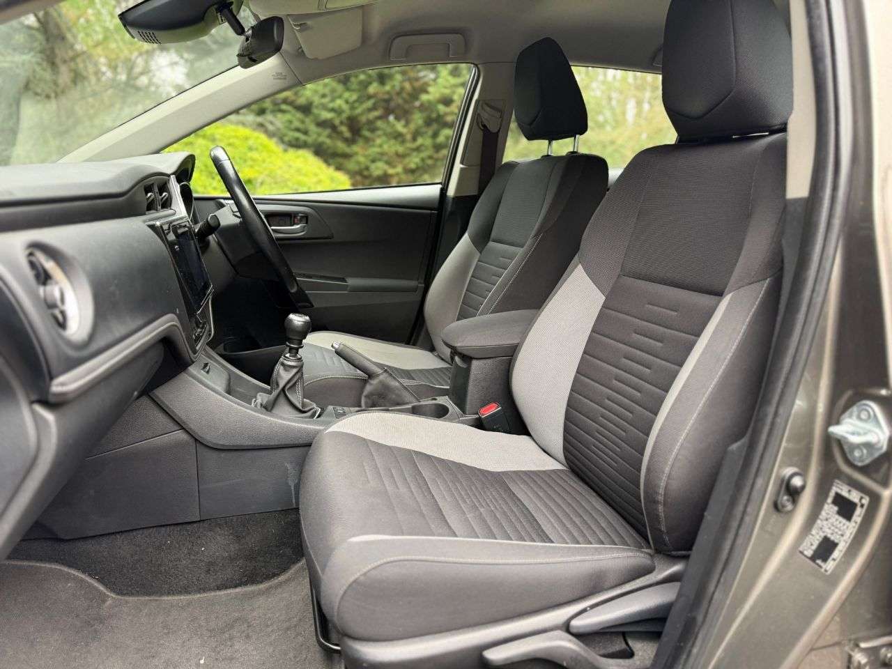 2017 TOYOTA AURIS 2017 TOYOTA AURIS