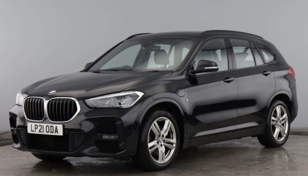 A 2021 BMW X1 1.5 25e 10kWh M Sport SUV 5dr Petrol Plug-in Hybrid Auto xDrive Euro 6 (s/s A 2021 BMW X1 1.5 25e 10kWh M Sport SUV 5dr Petrol Plug-in Hybrid Auto xDrive Euro 6 (s/s