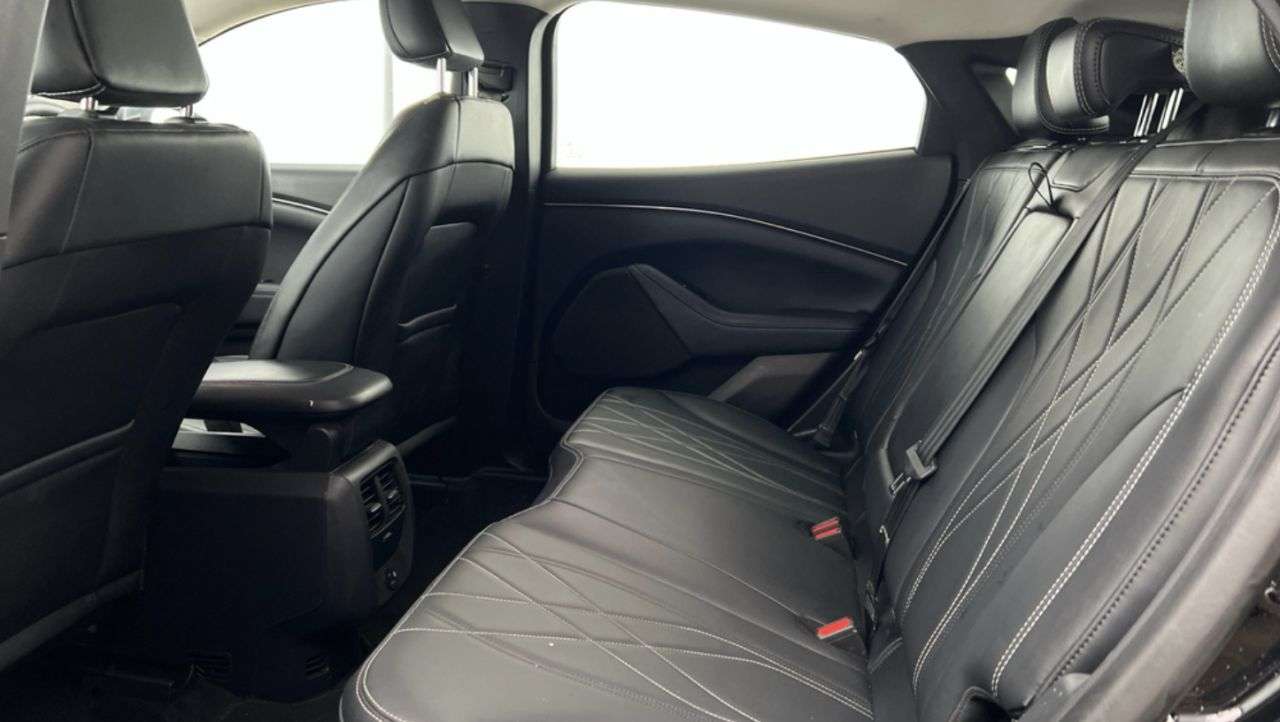 A 2023 FORD MUSTANG MACH-E Extended Range 91kWh SUV 5dr Electric Automatic (294 ps) A 2023 FORD MUSTANG MACH-E Extended Range 91kWh SUV 5dr Electric Automatic (294 ps)