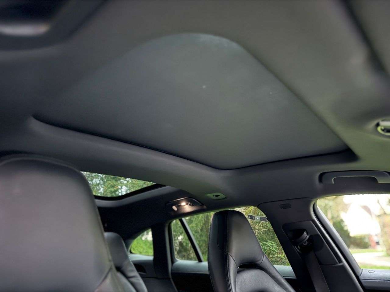 2018 PORSCHE PANAMERA 2018 PORSCHE PANAMERA