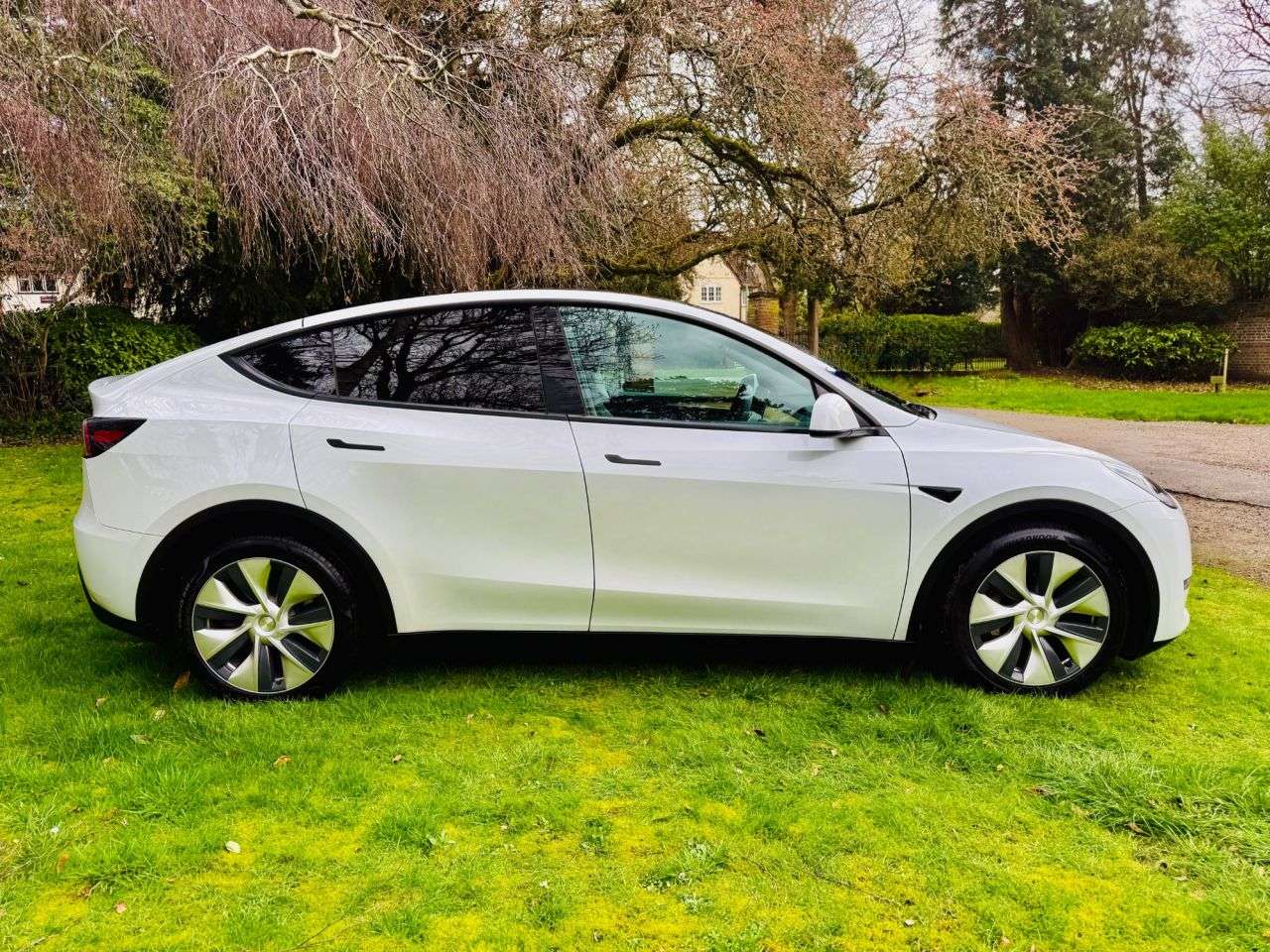 2022 TESLA MODEL Y 2022 TESLA MODEL Y