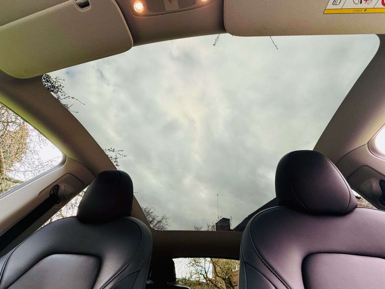 2022 TESLA MODEL Y 2022 TESLA MODEL Y