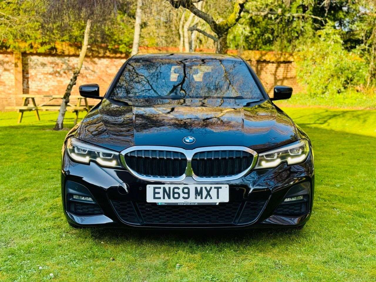 A 2020 BMW 3 SERIES 2.0 320d M Sport Saloon 4dr Diesel Auto Euro 6 (s/s) (190 ps) A 2020 BMW 3 SERIES 2.0 320d M Sport Saloon 4dr Diesel Auto Euro 6 (s/s) (190 ps)
