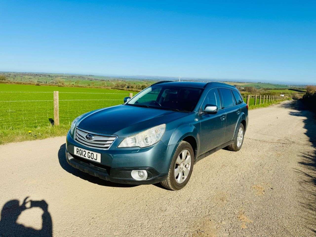 A 2012 SUBARU OUTBACK 2.5i SE Estate 5dr Petrol Lineartronic 4WD Euro 5 (167 ps) A 2012 SUBARU OUTBACK 2.5i SE Estate 5dr Petrol Lineartronic 4WD Euro 5 (167 ps)