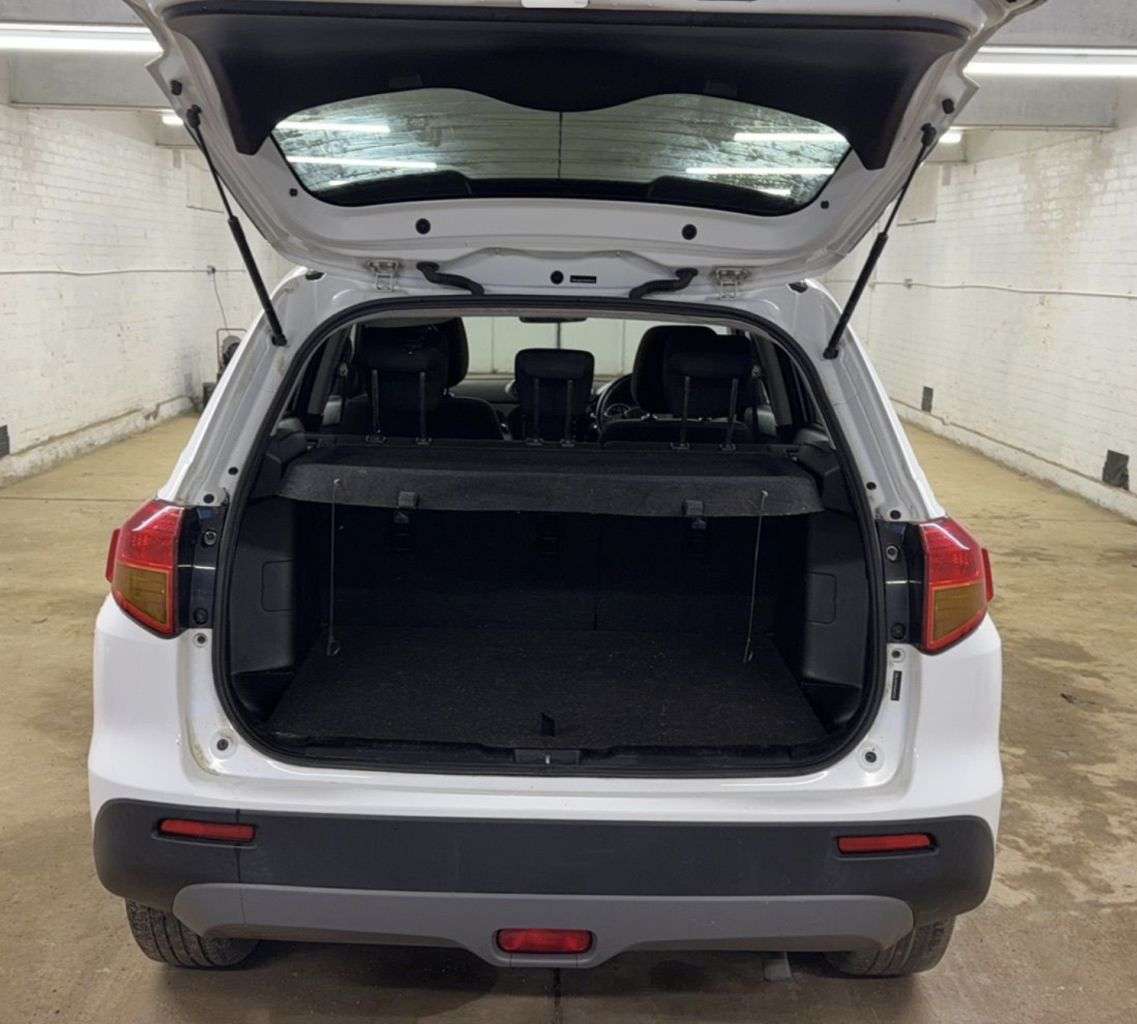 A 2018 SUZUKI VITARA 1.6 Kuro SUV 5dr Petrol Manual Euro 6 (s/s) (120 ps) A 2018 SUZUKI VITARA 1.6 Kuro SUV 5dr Petrol Manual Euro 6 (s/s) (120 ps)