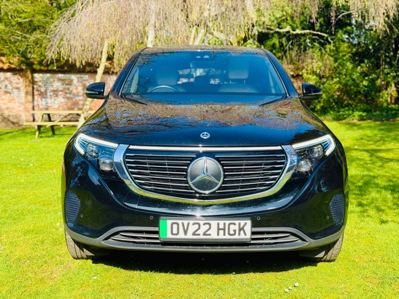 A 2022 MERCEDES-BENZ EQC EQC 400 80kWh Sport SUV 5dr Electric Auto 4MATIC (408 ps) A 2022 MERCEDES-BENZ EQC EQC 400 80kWh Sport SUV 5dr Electric Auto 4MATIC (408 ps)