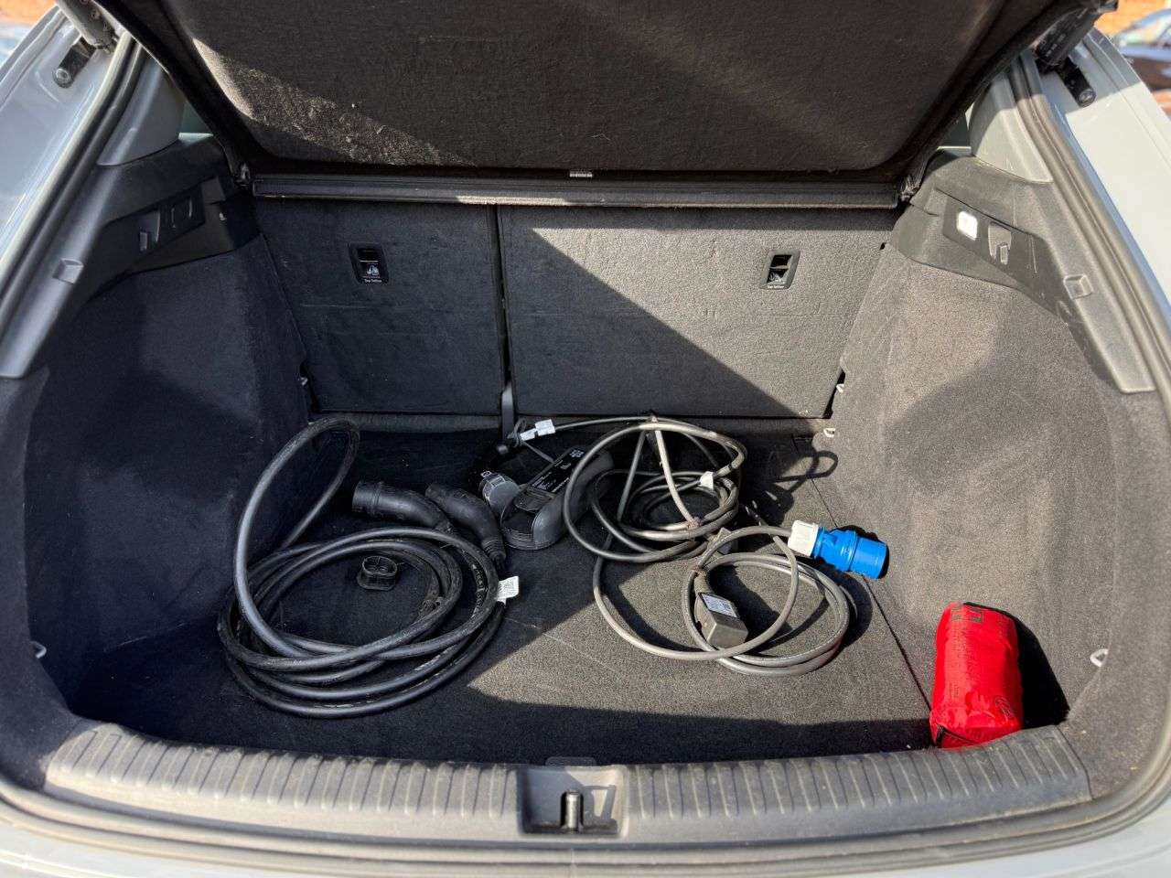 2021 AUDI Q4 E-TRON 2021 AUDI Q4 E-TRON