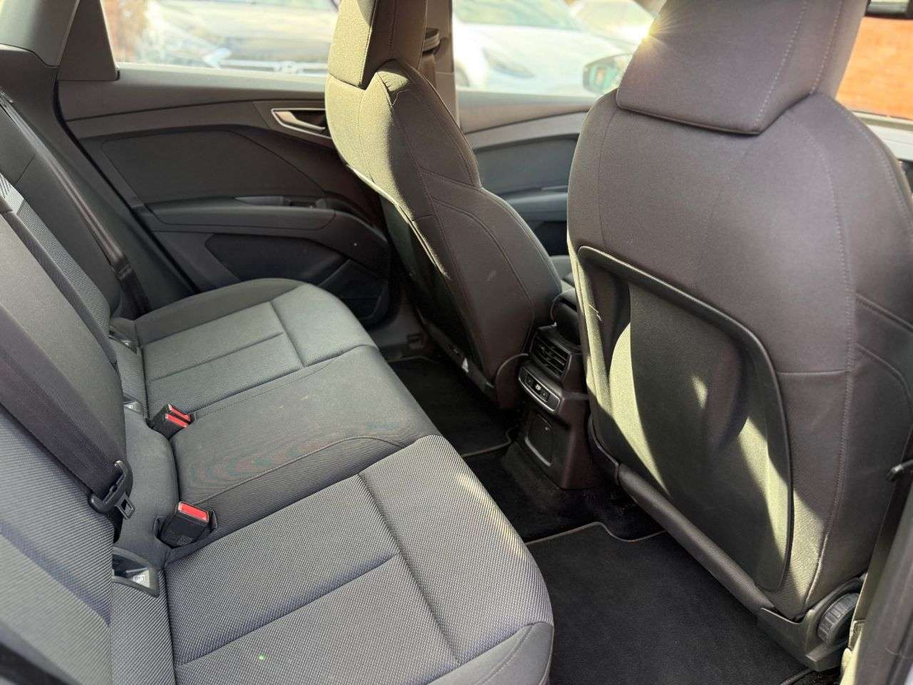 2021 AUDI Q4 E-TRON 2021 AUDI Q4 E-TRON