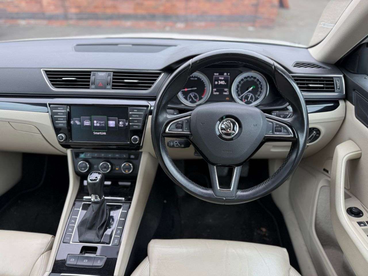 2017 SKODA SUPERB 2017 SKODA SUPERB