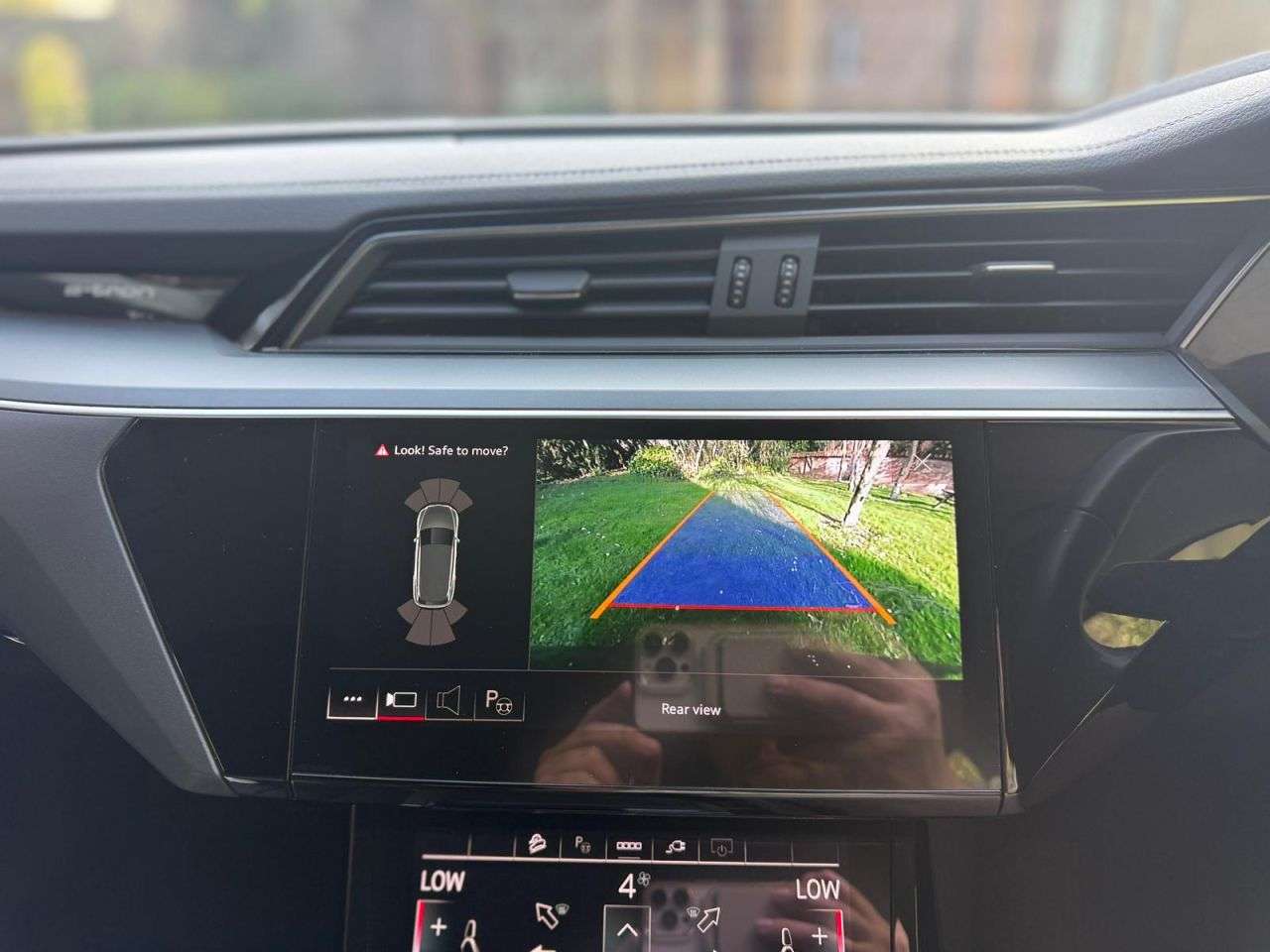 2021 AUDI E-TRON 2021 AUDI E-TRON