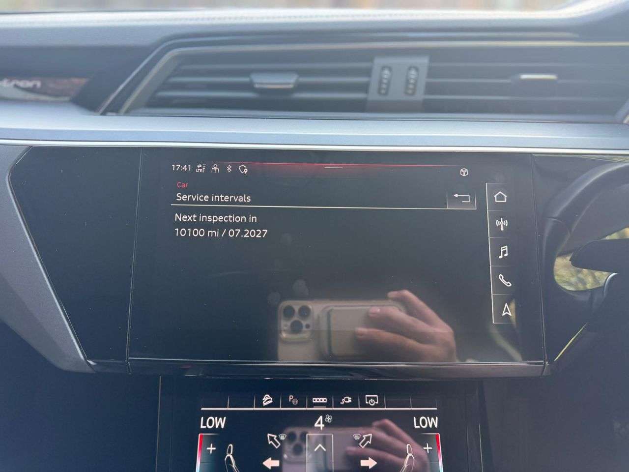 2021 AUDI E-TRON 2021 AUDI E-TRON