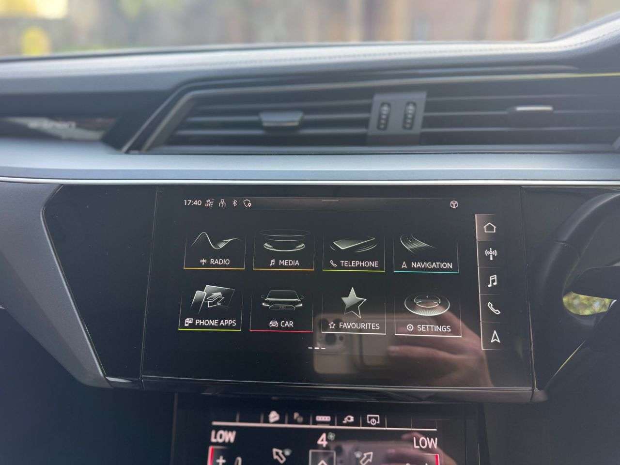 2021 AUDI E-TRON 2021 AUDI E-TRON