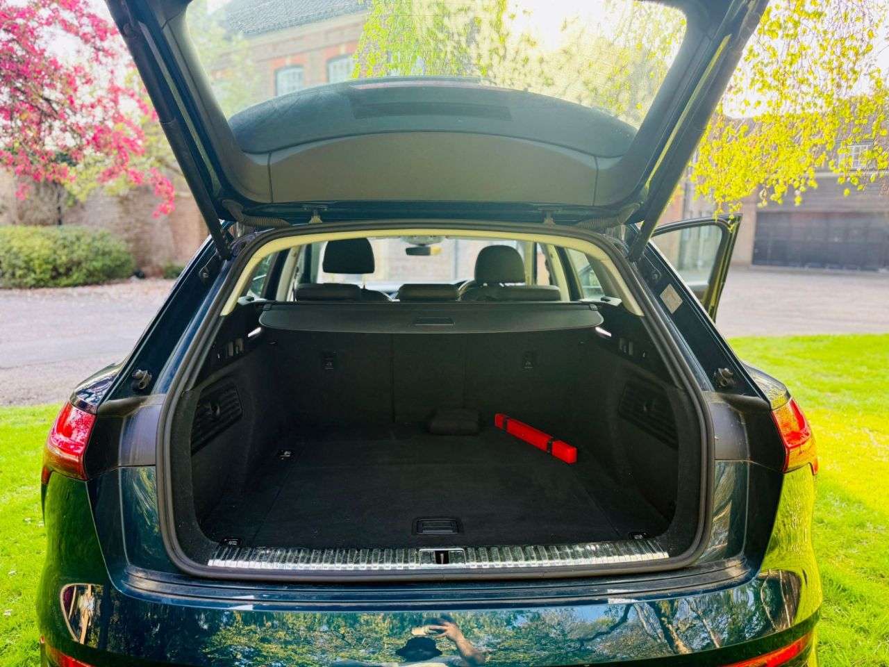 2021 AUDI E-TRON 2021 AUDI E-TRON