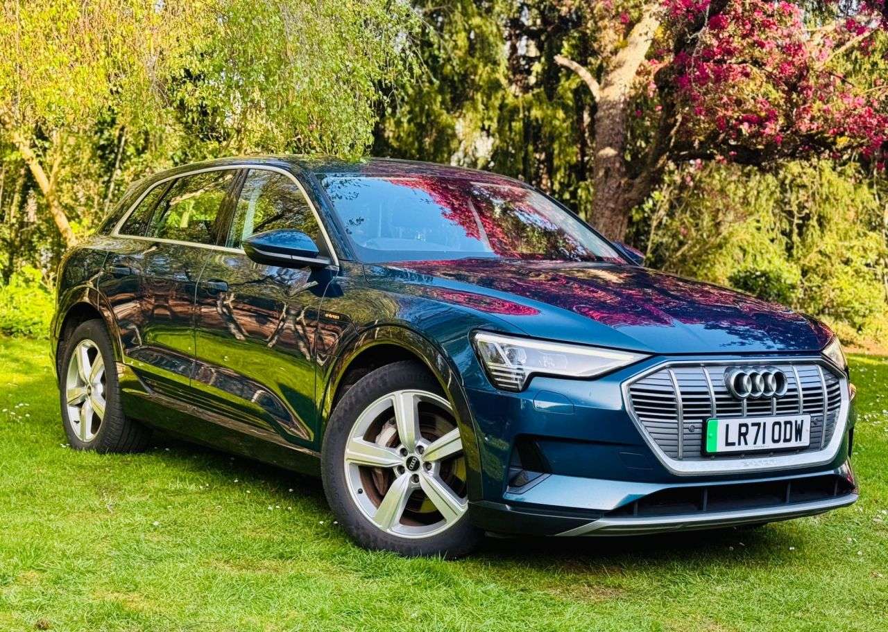 2021 AUDI E-TRON 2021 AUDI E-TRON