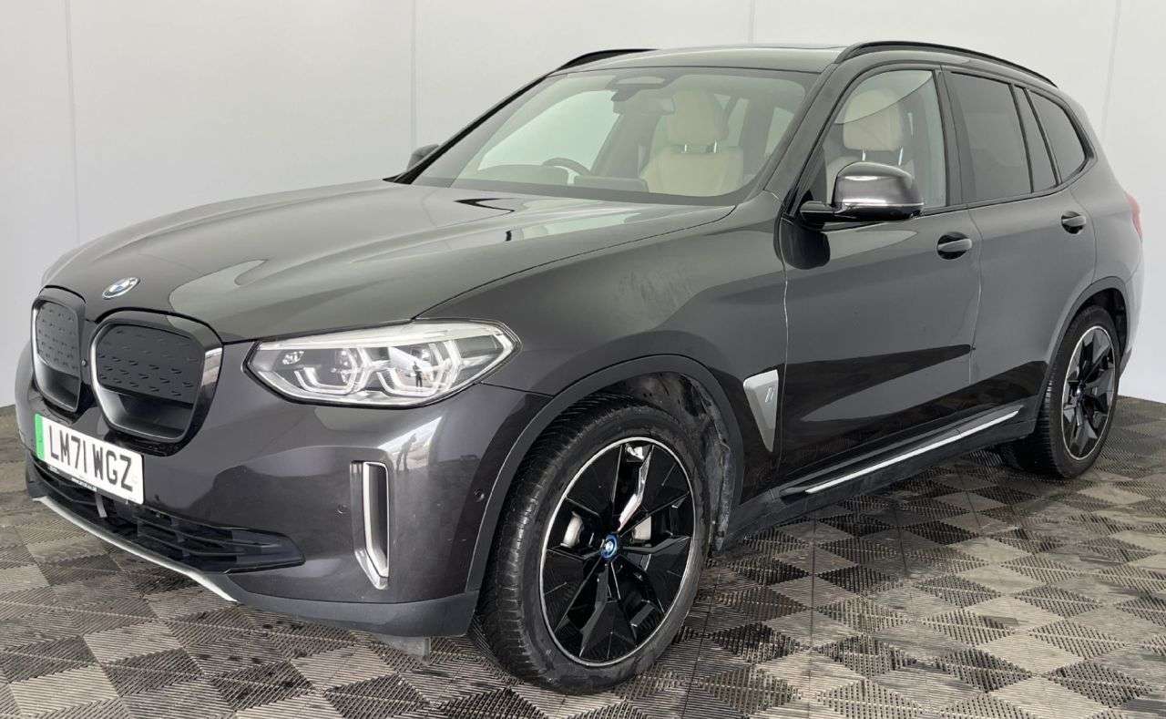 A 2021 BMW IX3 80kWh Premier Edition Pro SUV 5dr Electric Auto (286 ps) A 2021 BMW IX3 80kWh Premier Edition Pro SUV 5dr Electric Auto (286 ps)