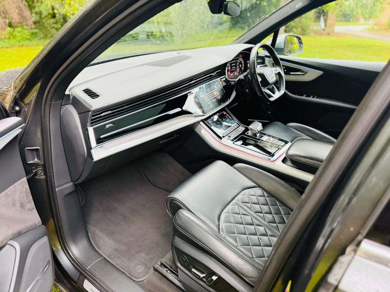 2019 AUDI SQ7 2019 AUDI SQ7