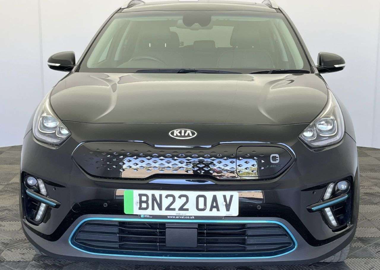 A 2022 KIA NIRO 64kWh 4+ SUV 5dr Electric Auto (201 bhp) A 2022 KIA NIRO 64kWh 4+ SUV 5dr Electric Auto (201 bhp)