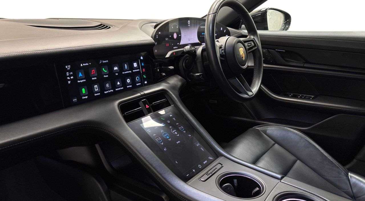 2022 PORSCHE TAYCAN 2022 PORSCHE TAYCAN