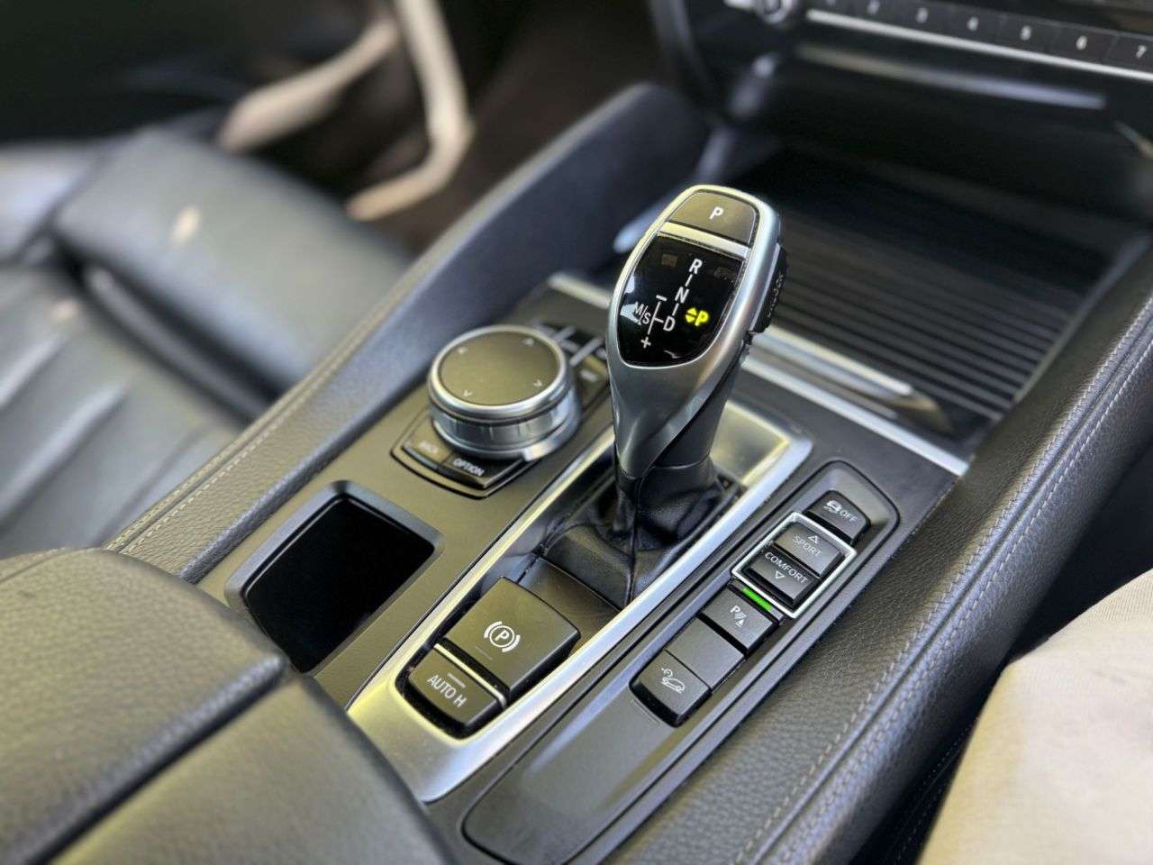 2017 BMW X6 2017 BMW X6