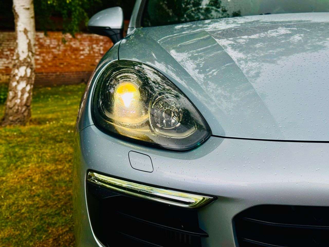 2017 PORSCHE CAYENNE 2017 PORSCHE CAYENNE