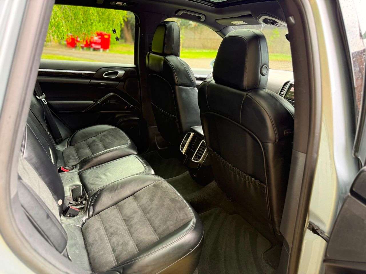 2017 PORSCHE CAYENNE 2017 PORSCHE CAYENNE