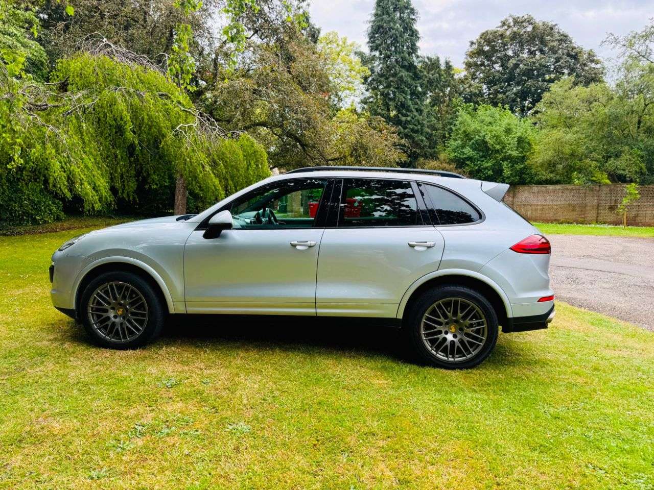 2017 PORSCHE CAYENNE 2017 PORSCHE CAYENNE