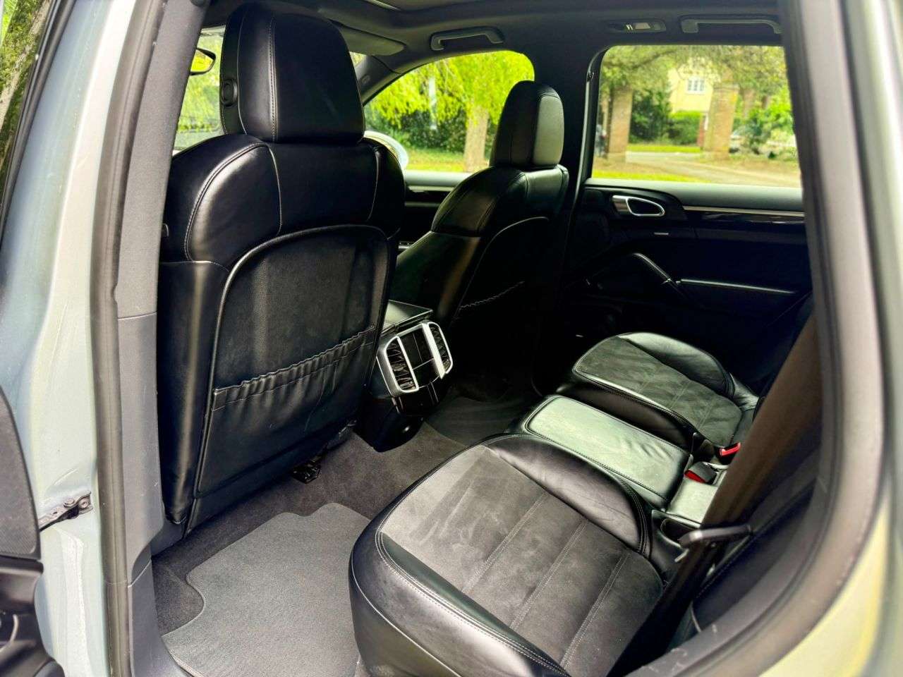 2017 PORSCHE CAYENNE 2017 PORSCHE CAYENNE