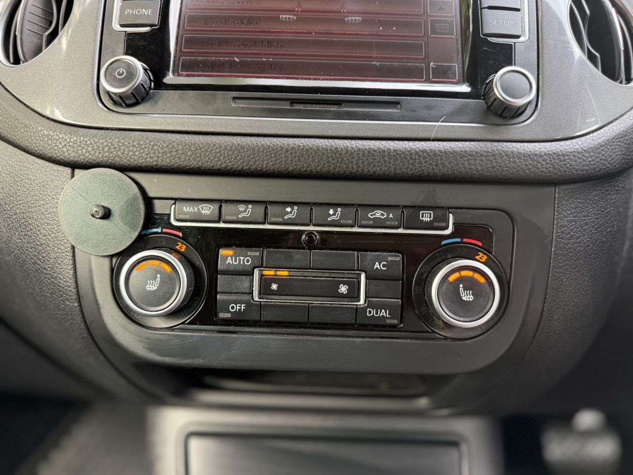 2012 VOLKSWAGEN TIGUAN 2012 VOLKSWAGEN TIGUAN