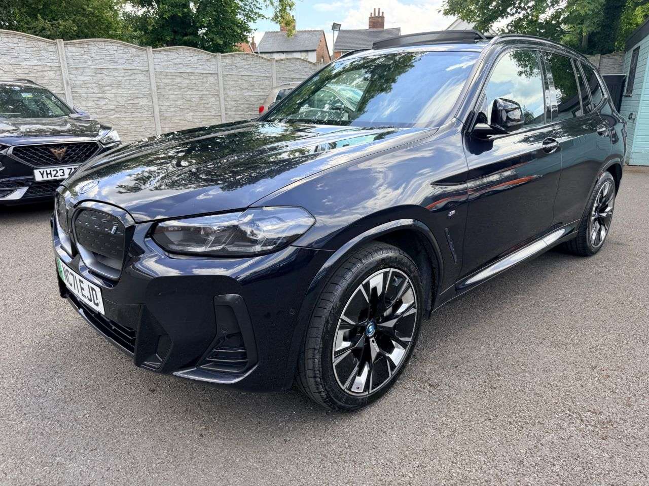 2022 BMW IX3 2022 BMW IX3