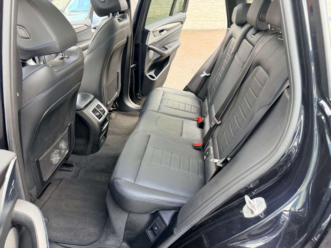 2022 BMW IX3 2022 BMW IX3