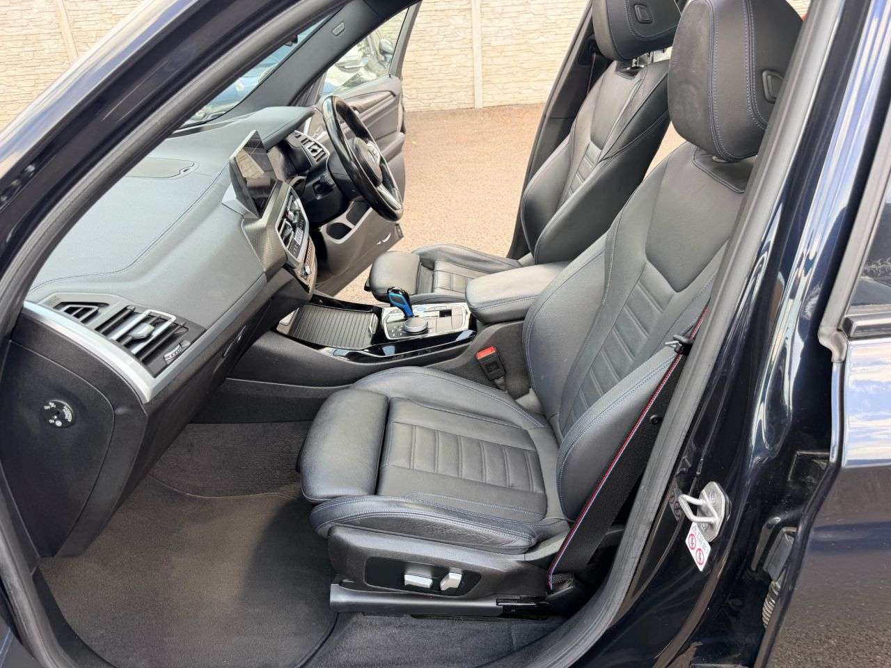 2022 BMW IX3 2022 BMW IX3