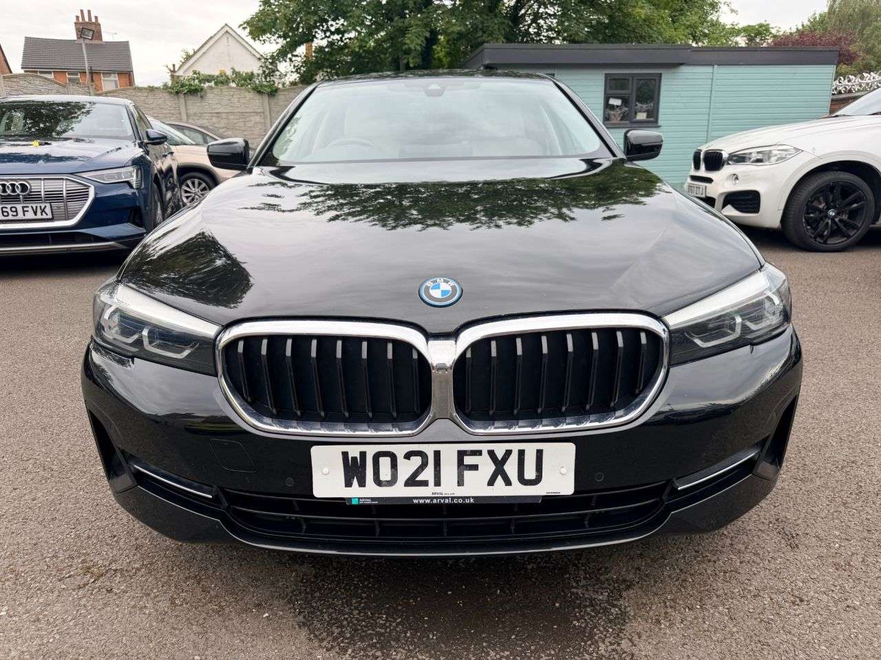 A 2021 BMW 5 SERIES 2.0 530e 12kWh SE Saloon 4dr Petrol Plug-in Hybrid Steptronic xDrive Euro 6 A 2021 BMW 5 SERIES 2.0 530e 12kWh SE Saloon 4dr Petrol Plug-in Hybrid Steptronic xDrive Euro 6