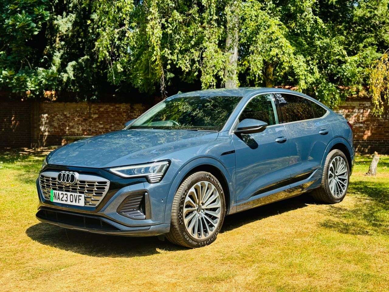 A 2023 AUDI Q8 E-TRON 55 S line Sportback 5dr Electric Auto quattro 114kWh (11kW Charger) (408 ps A 2023 AUDI Q8 E-TRON 55 S line Sportback 5dr Electric Auto quattro 114kWh (11kW Charger) (408 ps