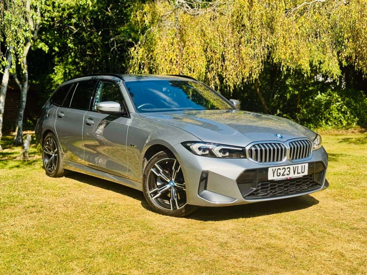 A 2023 BMW 3 SERIES 2.0 330e 12kWh M Sport Touring 5dr Petrol Plug-in Hybrid Auto Euro 6 (s/s) A 2023 BMW 3 SERIES 2.0 330e 12kWh M Sport Touring 5dr Petrol Plug-in Hybrid Auto Euro 6 (s/s)