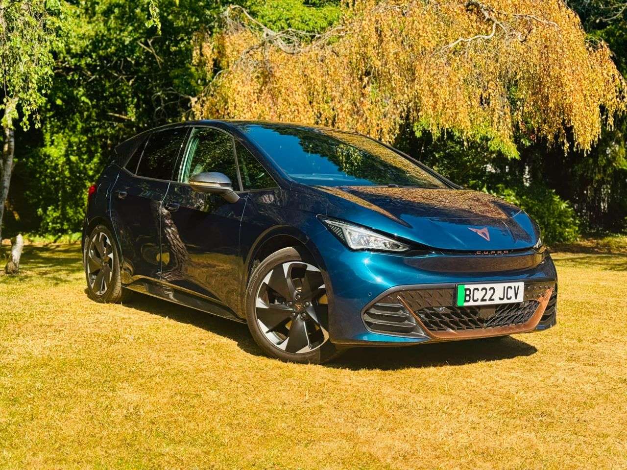 A 2022 CUPRA BORN 58kWh V2 Hatchback 5dr Electric Auto (204 ps) A 2022 CUPRA BORN 58kWh V2 Hatchback 5dr Electric Auto (204 ps)