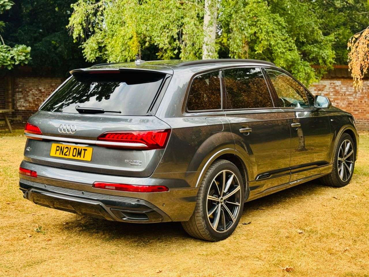 2021 AUDI Q7 2021 AUDI Q7