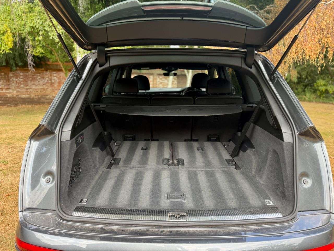 2021 AUDI Q7 2021 AUDI Q7
