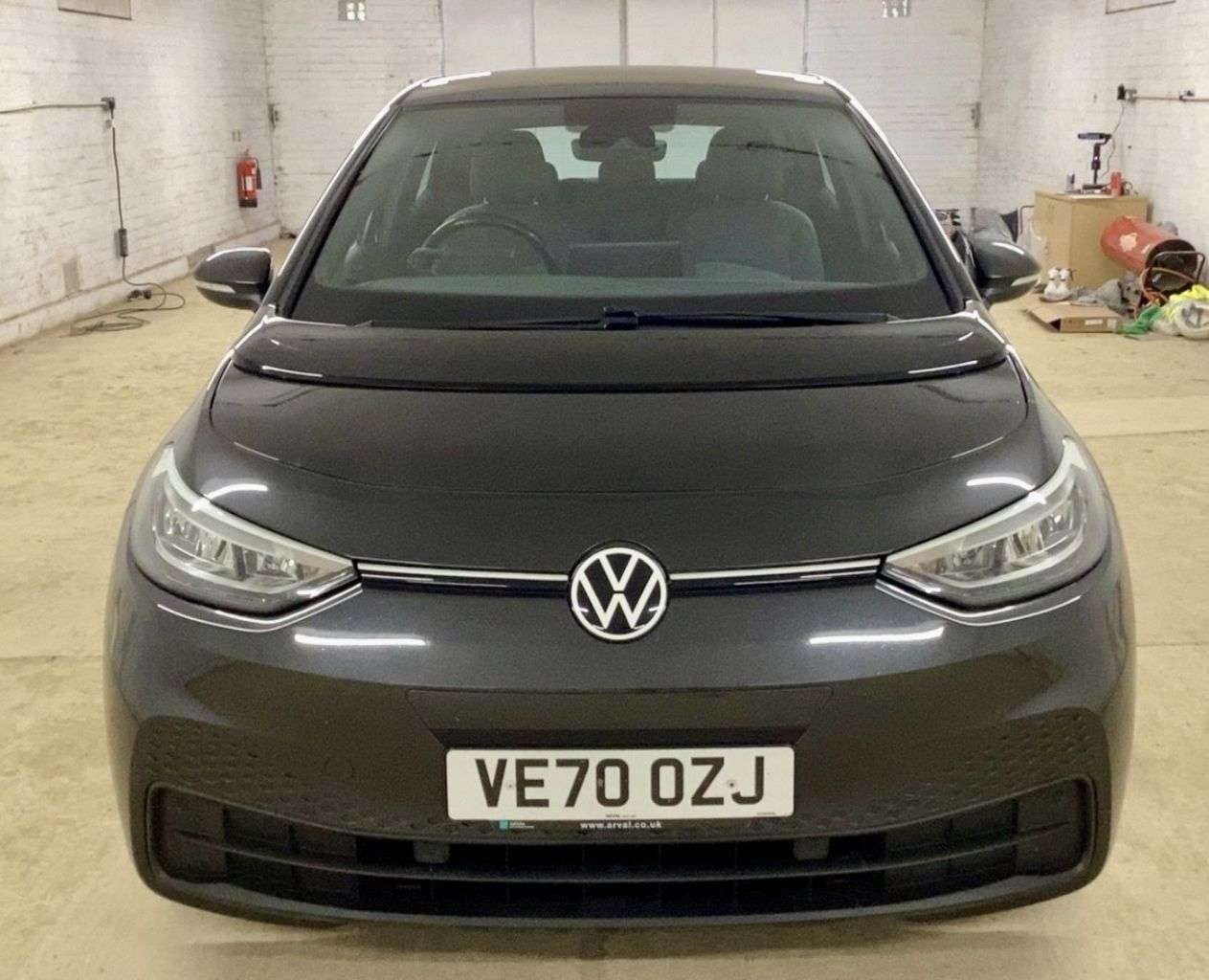 A 2020 VOLKSWAGEN ID.3 Pro Performance 58kWh Life Hatchback 5dr Electric Auto (204 ps) A 2020 VOLKSWAGEN ID.3 Pro Performance 58kWh Life Hatchback 5dr Electric Auto (204 ps)