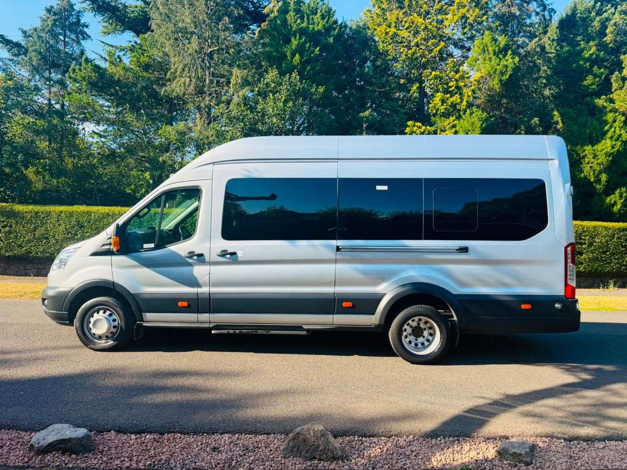 A 2018 FORD TRANSIT 2.2 TDCi 460 HDT Trend Minibus 5dr Diesel Manual L4 H3 (17 Seats) (196 g/km A 2018 FORD TRANSIT 2.2 TDCi 460 HDT Trend Minibus 5dr Diesel Manual L4 H3 (17 Seats) (196 g/km