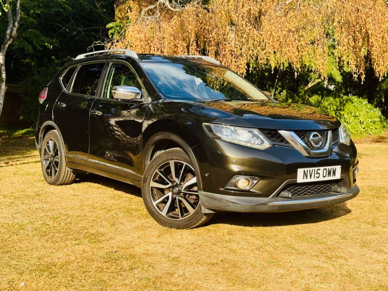A 2015 NISSAN X-TRAIL 1.6 dCi Tekna SUV 5dr Diesel Manual 4WD Euro 5 (s/s) (130 ps) A 2015 NISSAN X-TRAIL 1.6 dCi Tekna SUV 5dr Diesel Manual 4WD Euro 5 (s/s) (130 ps)