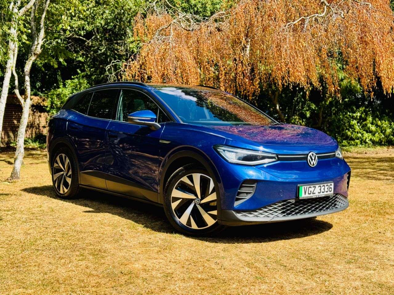 A 2021 VOLKSWAGEN ID.4 Pro Performance 77kWh Family SUV 5dr Electric Auto (204 ps) A 2021 VOLKSWAGEN ID.4 Pro Performance 77kWh Family SUV 5dr Electric Auto (204 ps)