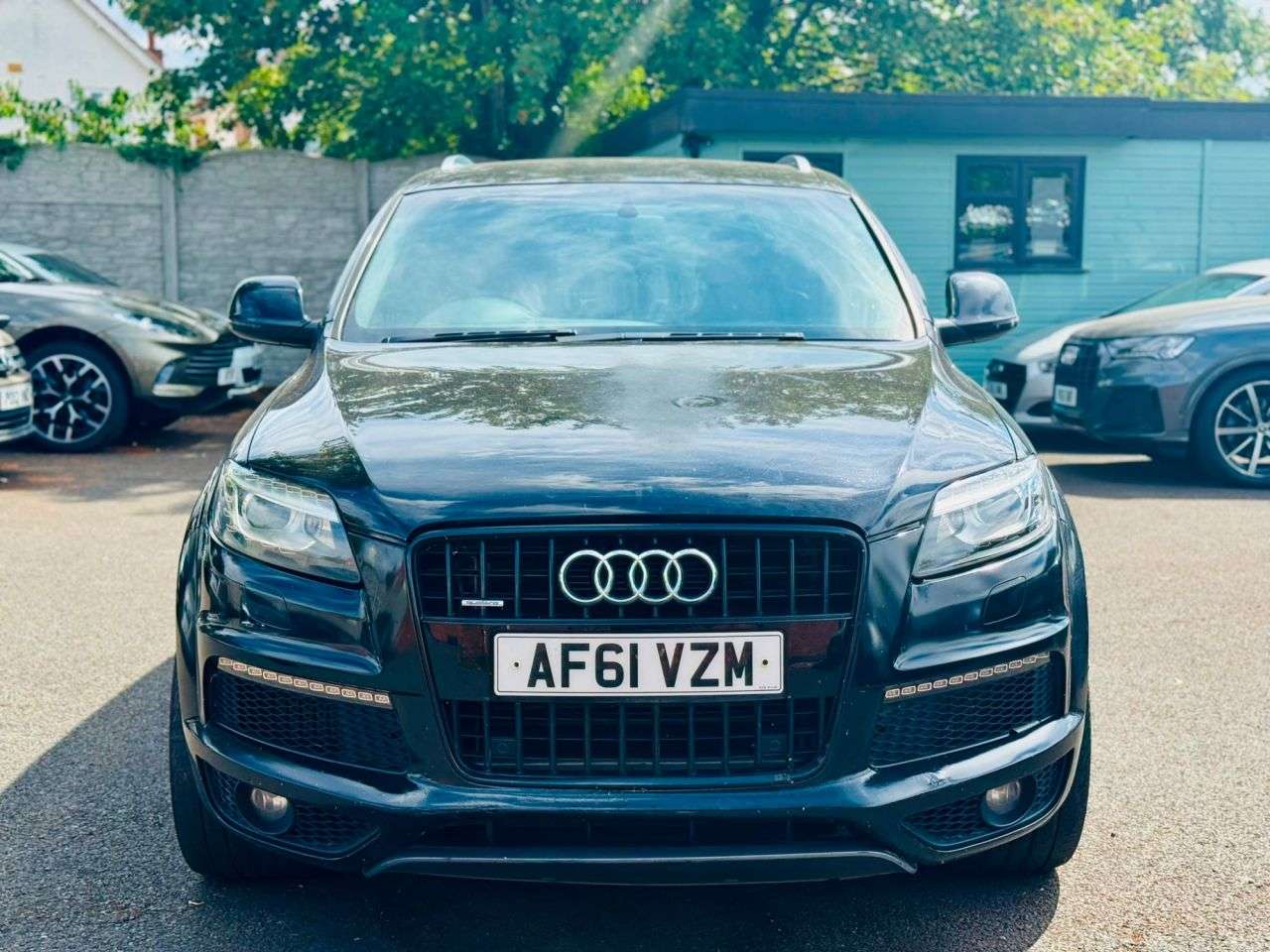 A 2011 AUDI Q7 3.0 TDI V6 S line SUV 5dr Diesel Tiptronic quattro Euro 5 (s/s) (245 ps) A 2011 AUDI Q7 3.0 TDI V6 S line SUV 5dr Diesel Tiptronic quattro Euro 5 (s/s) (245 ps)