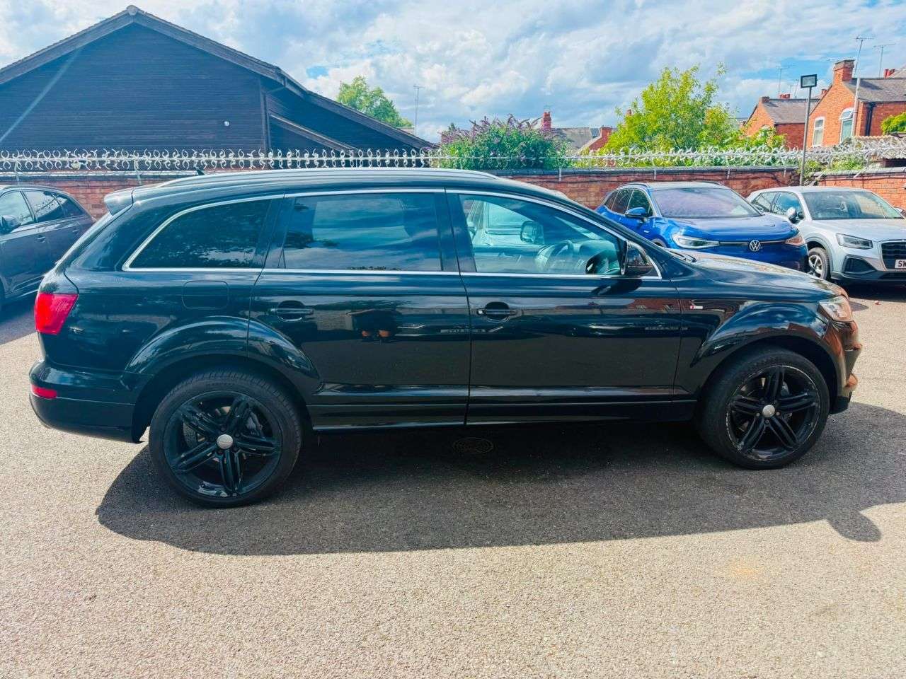 2011 AUDI Q7 2011 AUDI Q7
